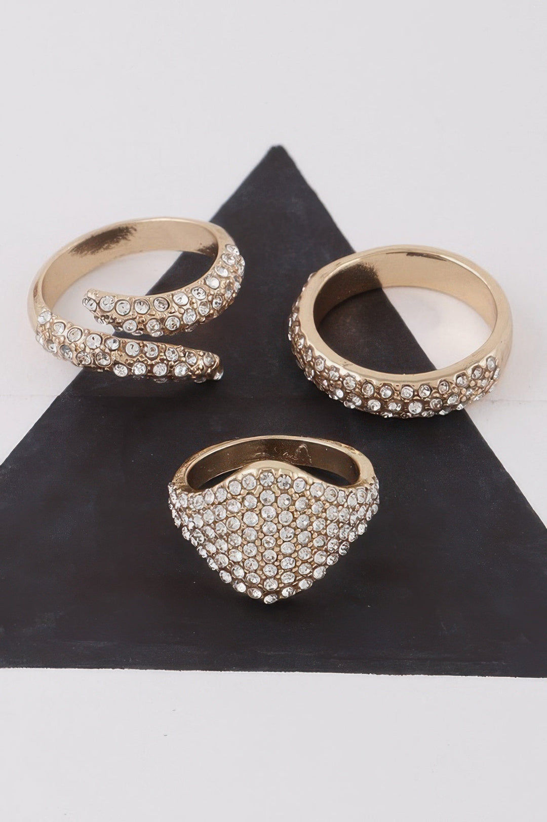 JEWELRY COLLECTION