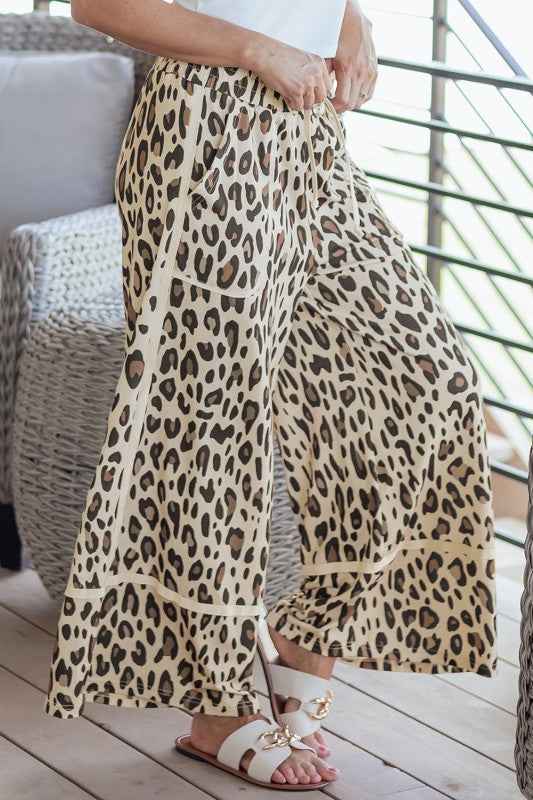 Leopard Wide Leg Cropped Pants