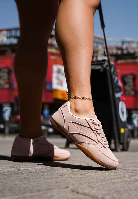 Seola Everyday Soft Cushioned Sneakers