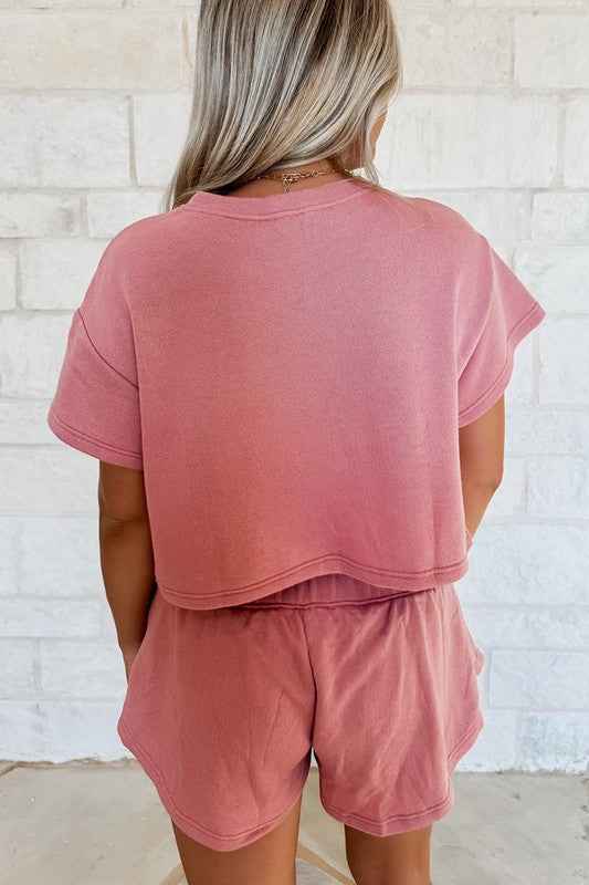 2pcs Cropped Tee and Ruffle High Waist Skort Set