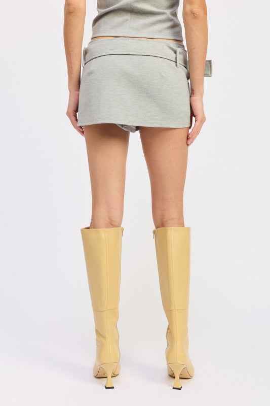 MINI LOW RISE BELTED SKIRT