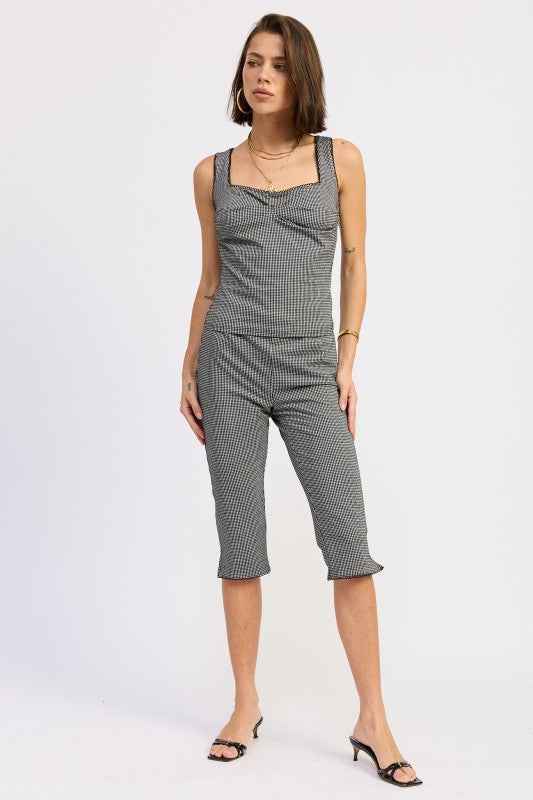 GINGHAM CAPRI PANTS WITH LACE TRIM