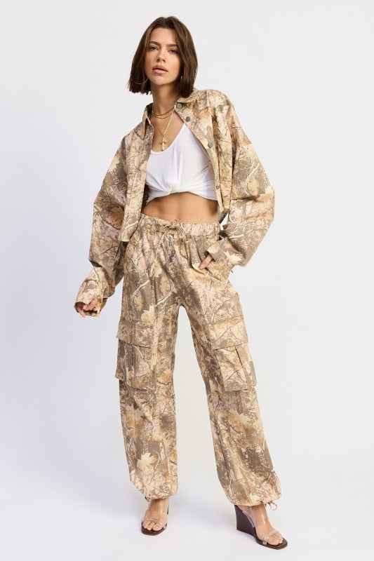 WOODLAND CAMO CARGO PANTS