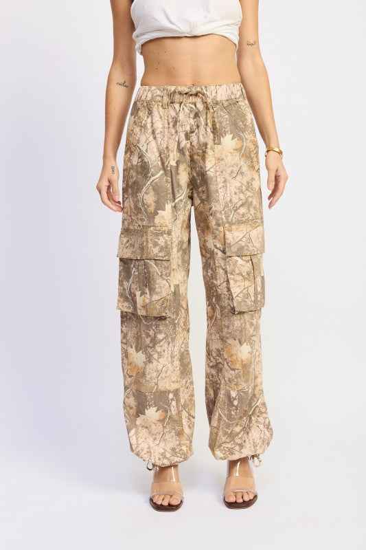 WOODLAND CAMO CARGO PANTS