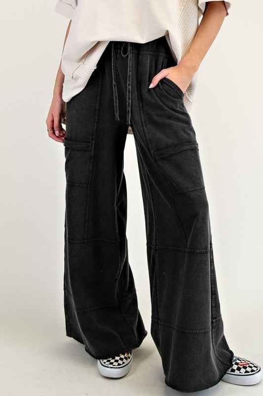 Drawstring Elastic Waistband Wide Leg Cargo Pants