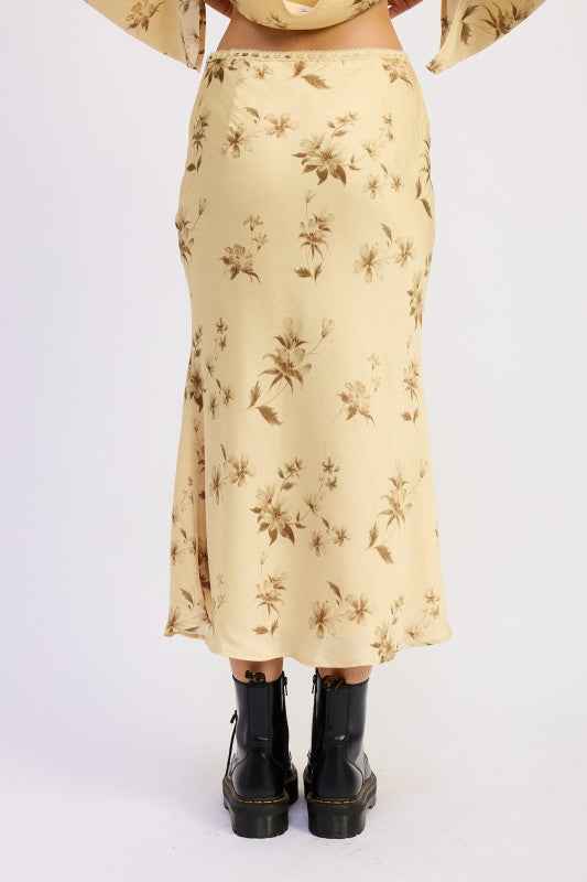 MID BIAS CUT SATIN SKIRT