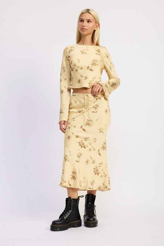 MID BIAS CUT SATIN SKIRT