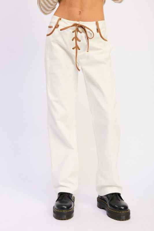 FLARED MID RISE JEANS