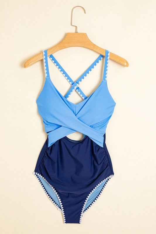 Colorblock Ric-Rac Trim Cutout Swimsuit