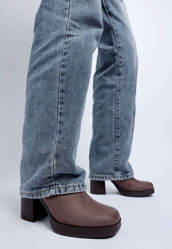 Enito Microfiber Sock Boots