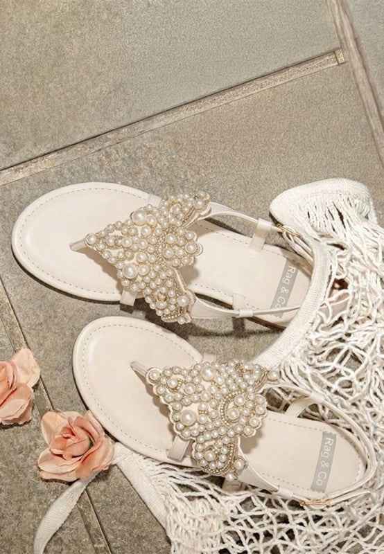 Nayasa Pin Buckle Pearls Flats