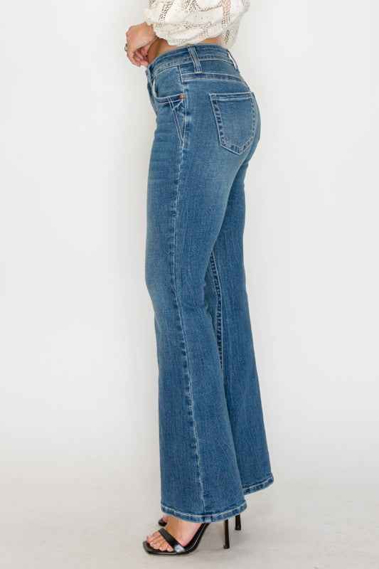 TUMMY CONTROL HIGH RISE SLIM FLARE JEANS  *Signatu